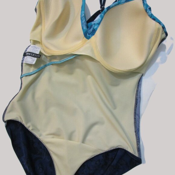 Swimsuit Siren Draped Underwire Look 10 Lbs Lighter in 10 Seconds - Picture 13 of 15